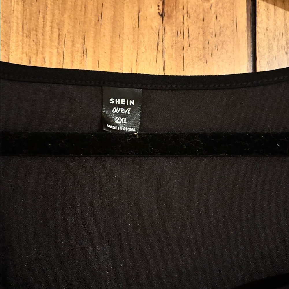 SHEIN Curve Blouse 2x Black Puff Shoulders Sweetheart Neckline Flowy Waist - Picture 4 of 6